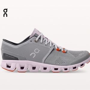 Lily Alloy cloud x On Running Sneaker - gently used/great condition